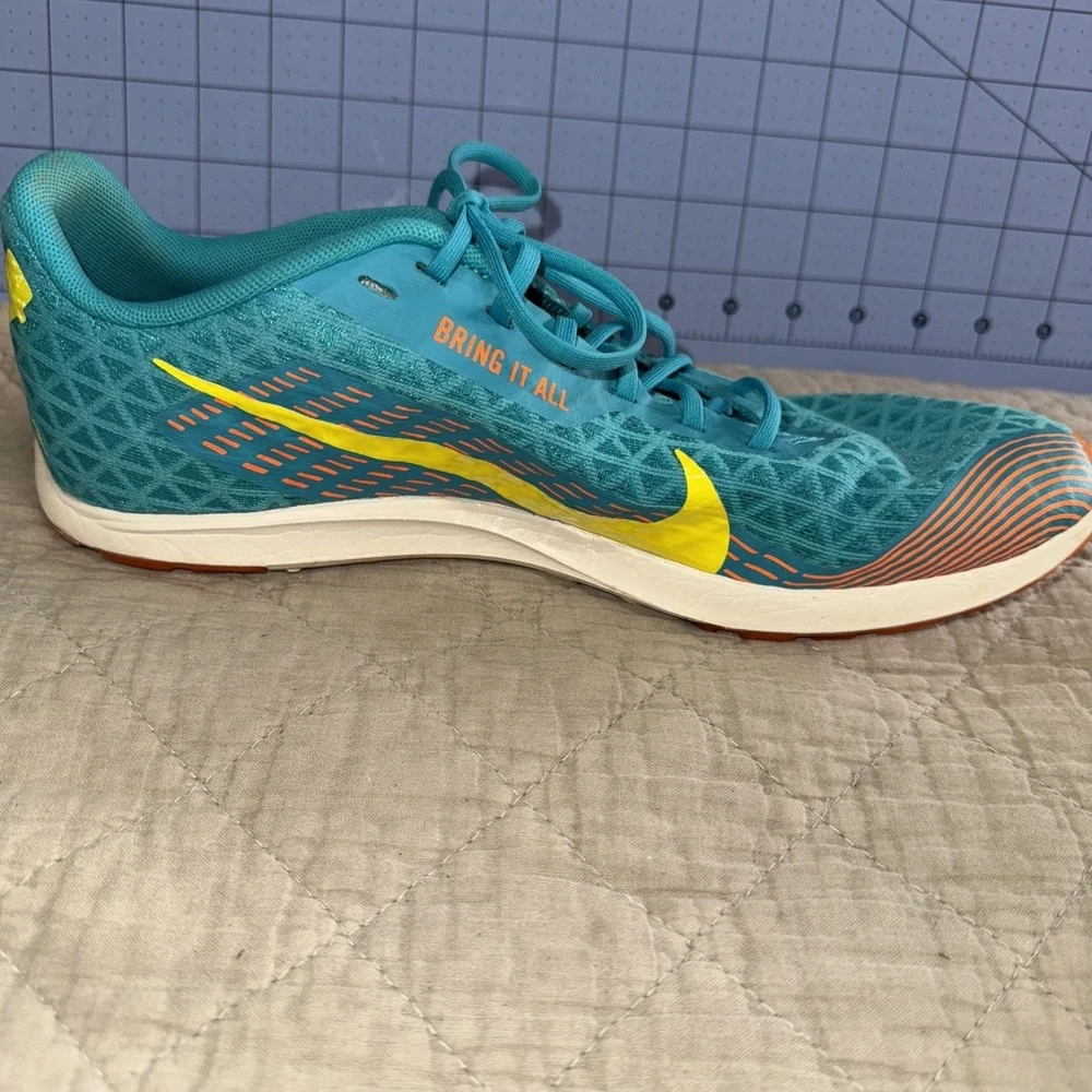 Nike Zoom Rival XC, Track Running Shoe Turquoise, orange, Yellow Size 10.5
